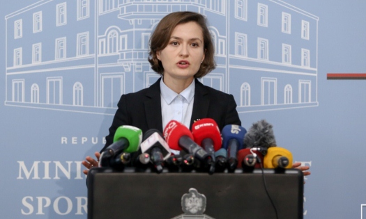 Kater jave nga nisja e vitit te ri shkollor: Shahini sqaron skenaret e mundshem